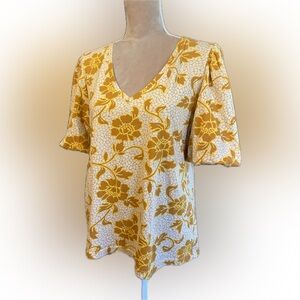 Ann Taylor Women's Floral V-Neck Top in Mustard Yellow